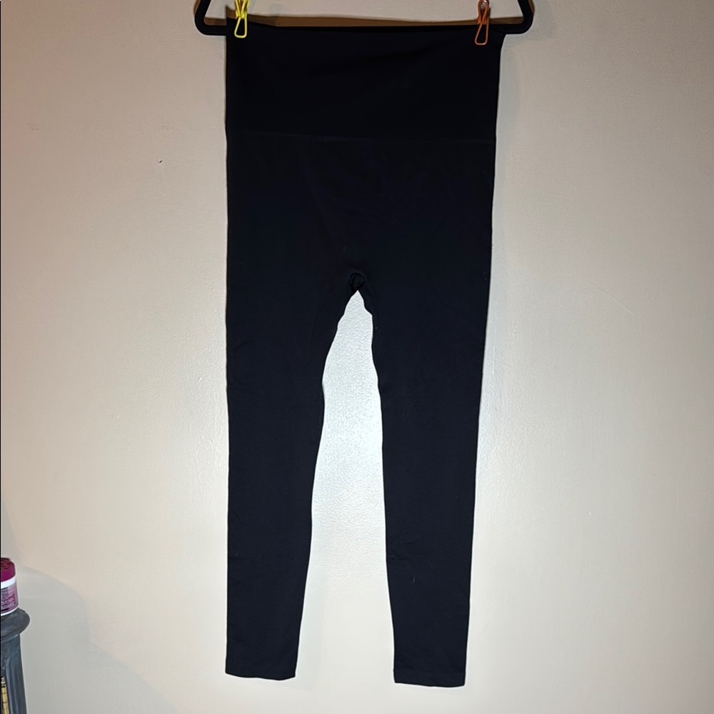 Warner's Black Leggings Stretchy Full-Length Bottoms